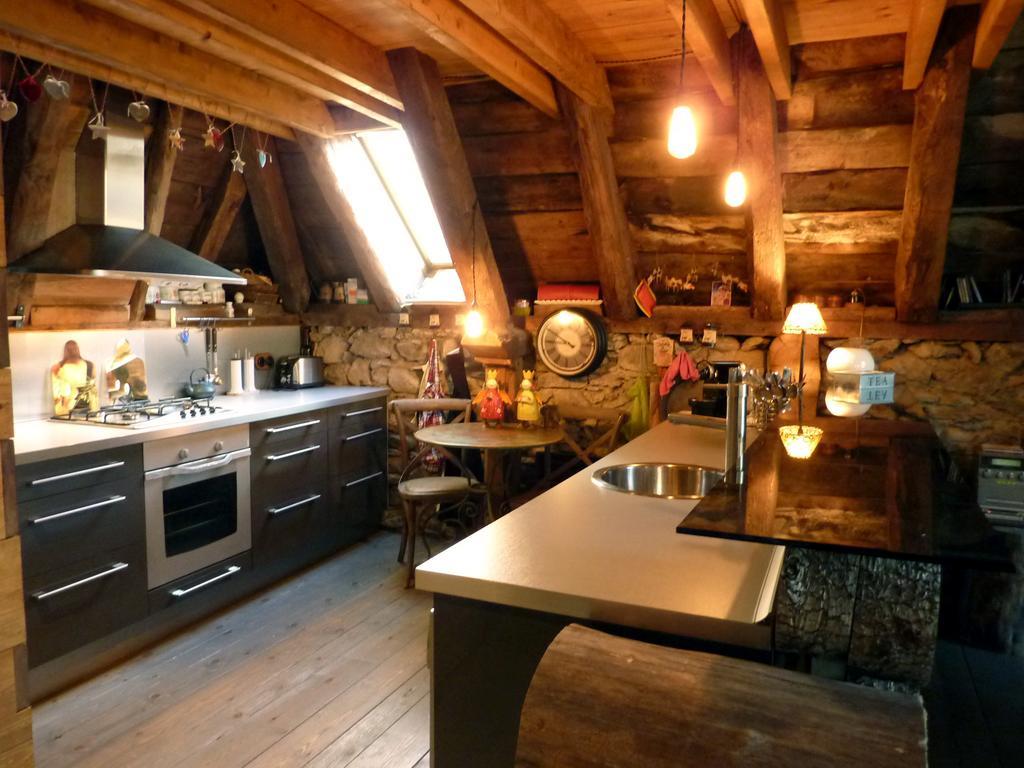 Villa La Borda Del Zarrastiecho à Sallent de Gállego Chambre photo